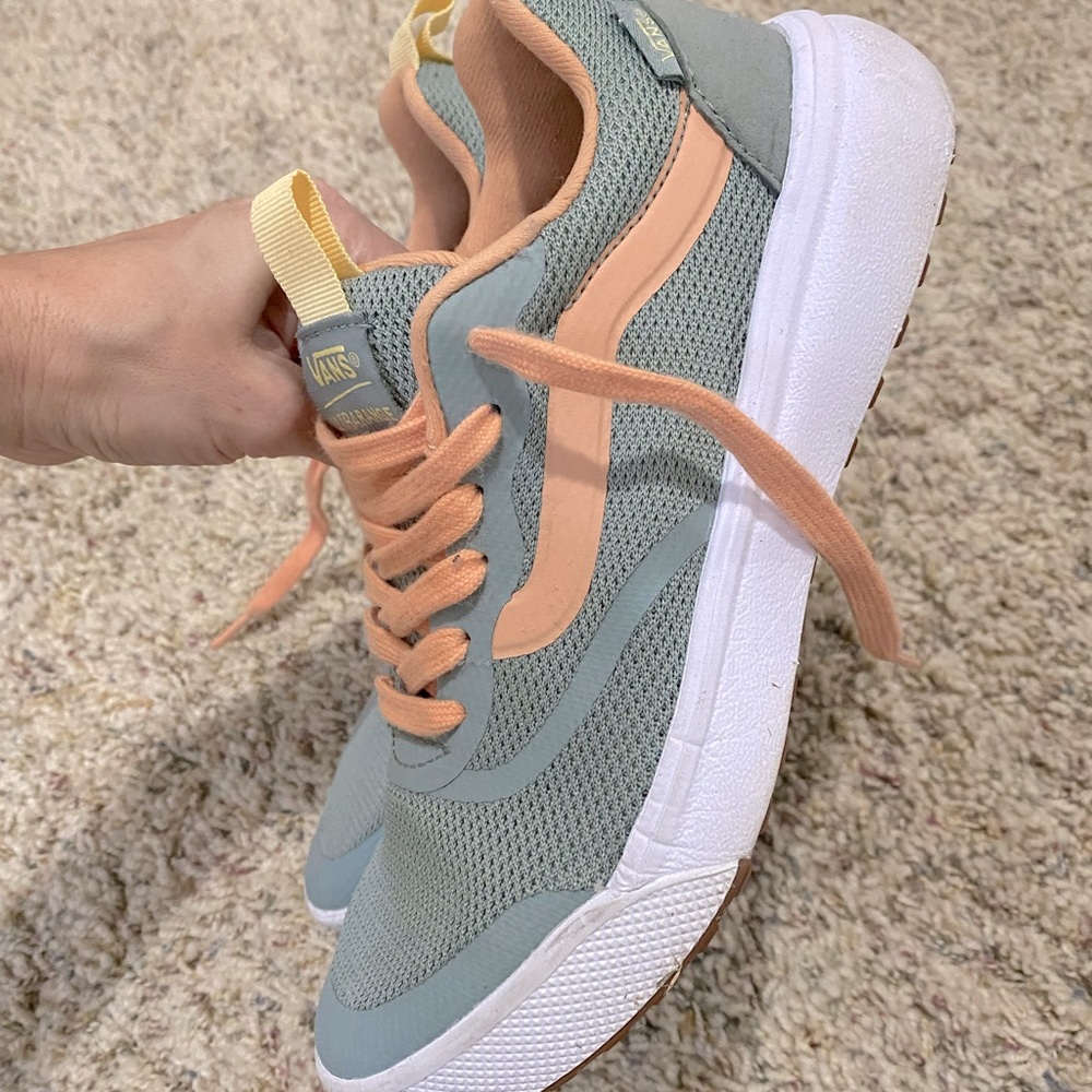 Vans UltraRange Rapidweld Shoe